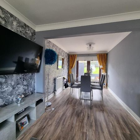 Private Room City Skyline And Mountain Views Close Too Belfast Centre And Airports Free Parking Екстериор снимка